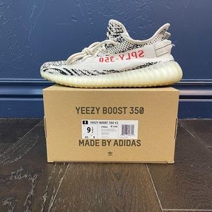 Yeezy Boost 350 V2 Zebra